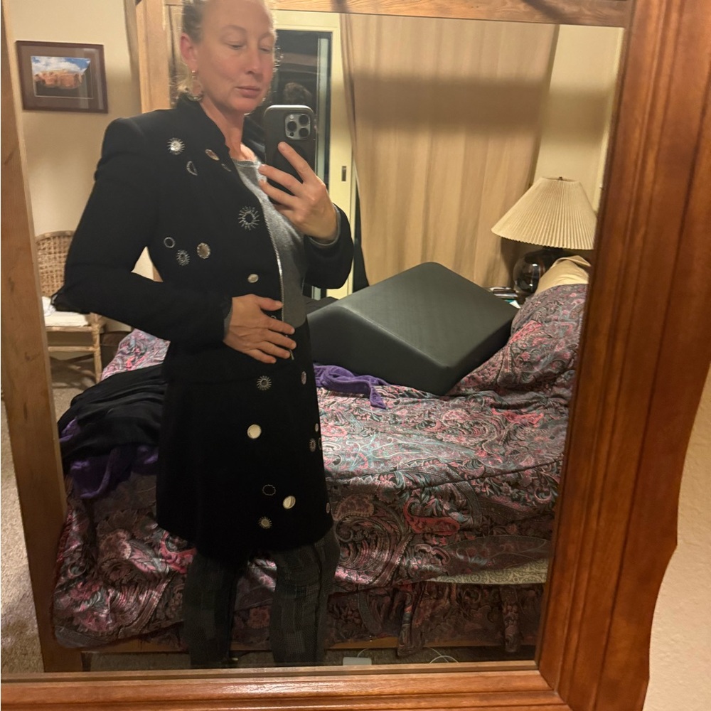 Cache Black Blazer (12) and skirt (8) with Silver Embellishments. Opt sold sep